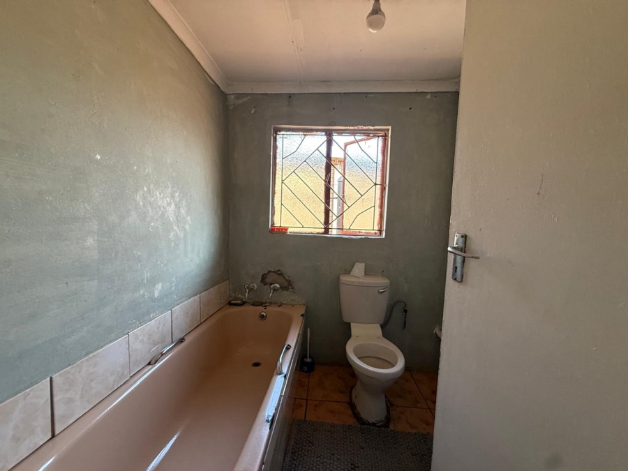 2 Bedroom Property for Sale in Boitekong Ext 10 North West